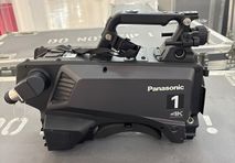 4x used Panasonic AK-UC3000 4K camera chains