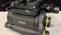 950E_01.jpg / 3x used Vinten Vector 950E Tripod Head including 2 Panbars & wedge plate